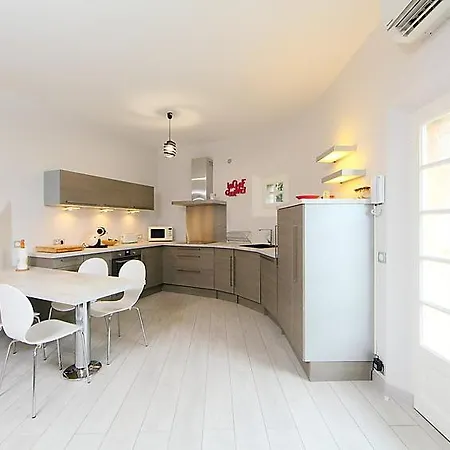 Les Termes Sleeps 8 Pool Air Con Wifi * Mandelieu-la-Napoule