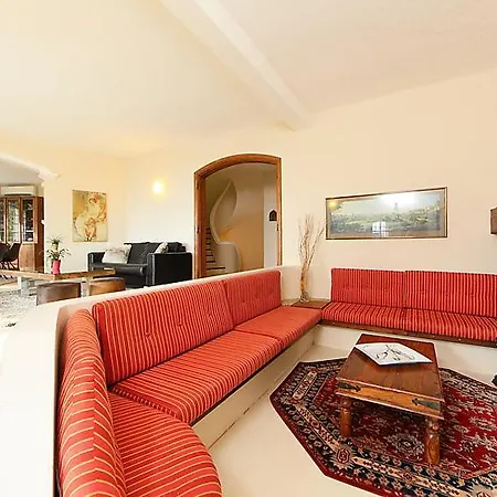 Les Termes Sleeps 8 Pool Air Con Wifi 別荘 *