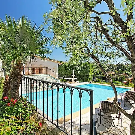 Les Termes Sleeps 8 Pool Air Con Wifi Mandelieu
